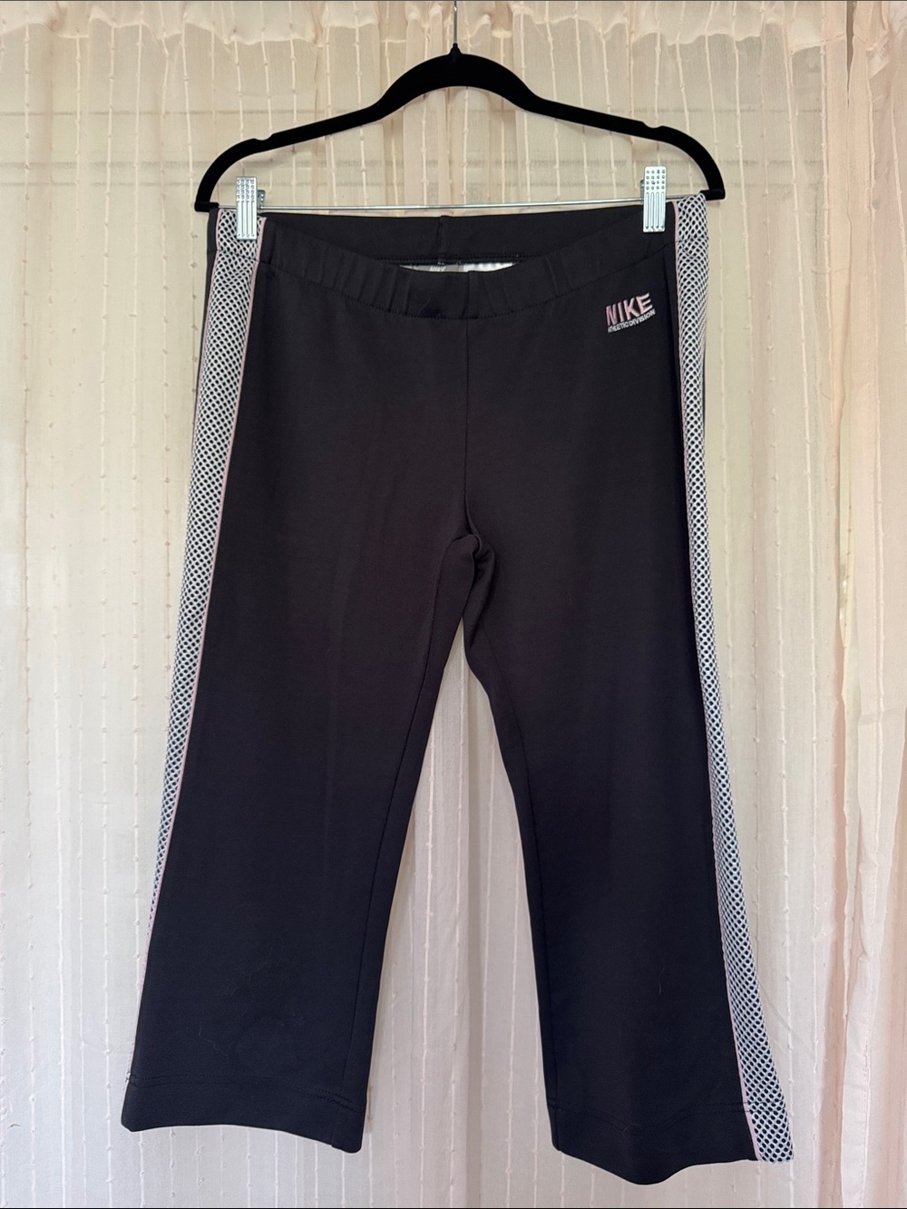 Nike Black Athletic Cropped Pants with White Mesh Side Panels